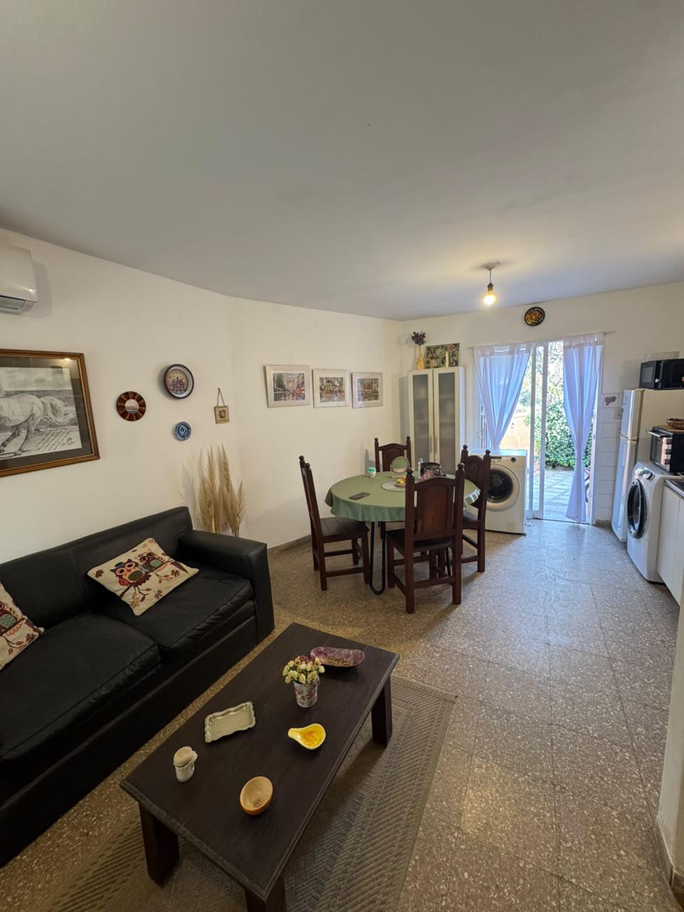 CASA EN PH EN VENTA 2 DORMITORIOS CON COCHERA VILLA CARLOS PAZ